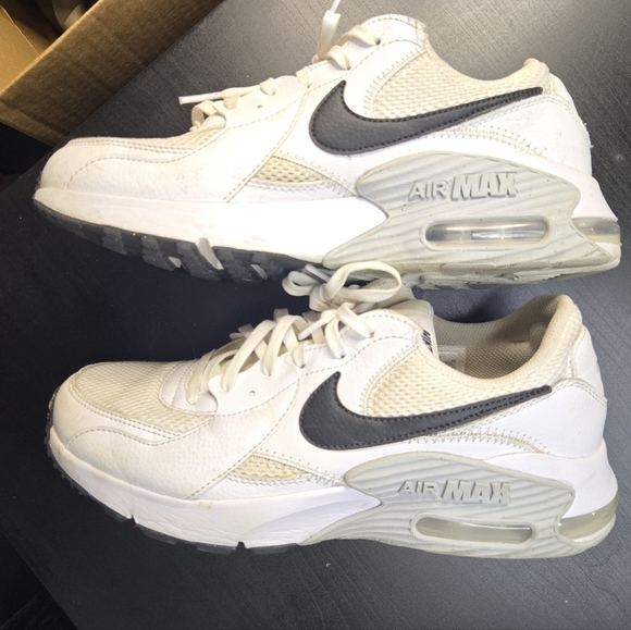 Nike Air Max Excee Mens White Running Shoes Size 9.5 - Picture 6 of 9
